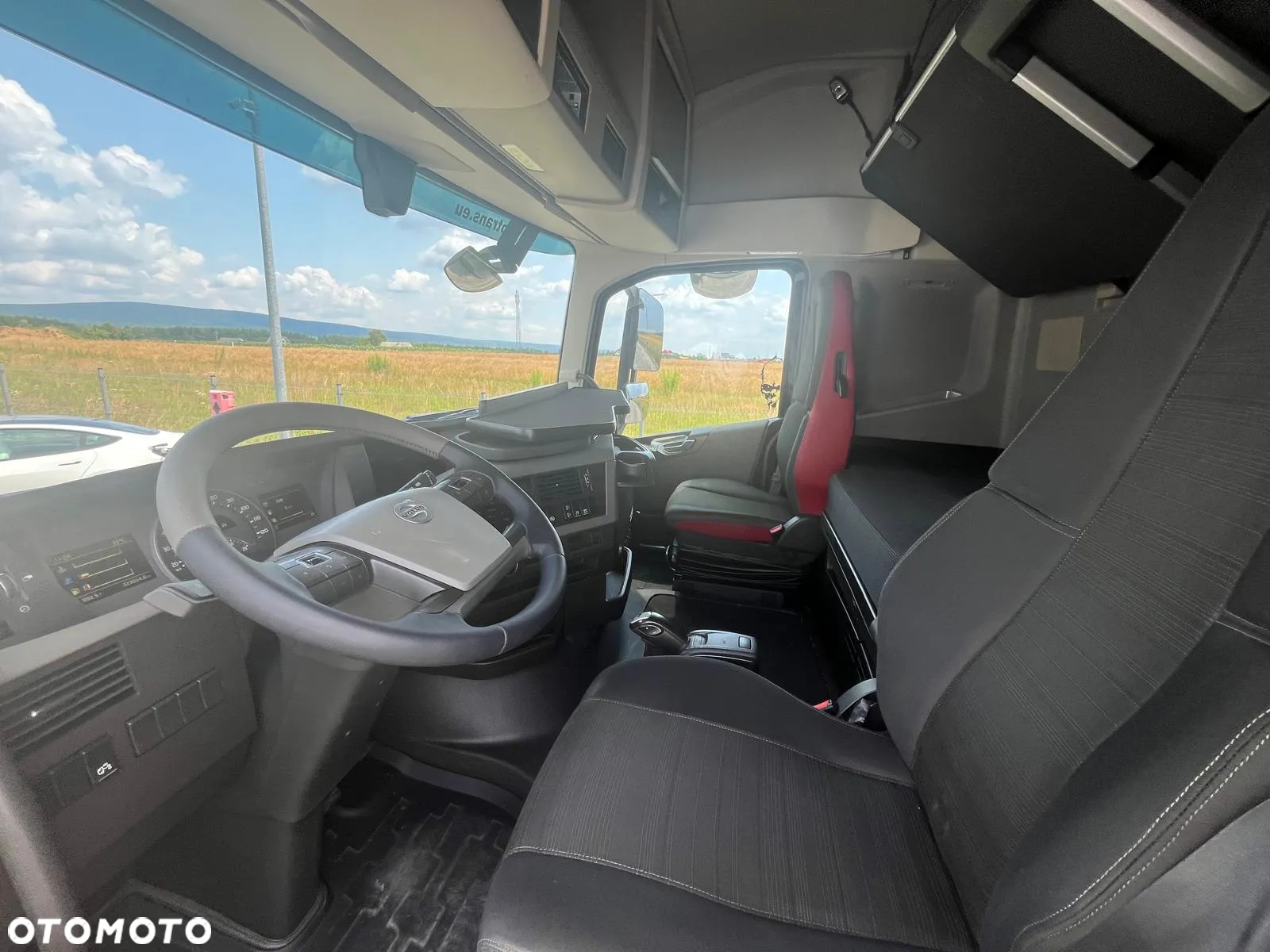 Volvo FH500 / 2021 / NISKI PRZEB / LEKKI 7000 kg / SPROWADZONY Z NIEMIEC - 19