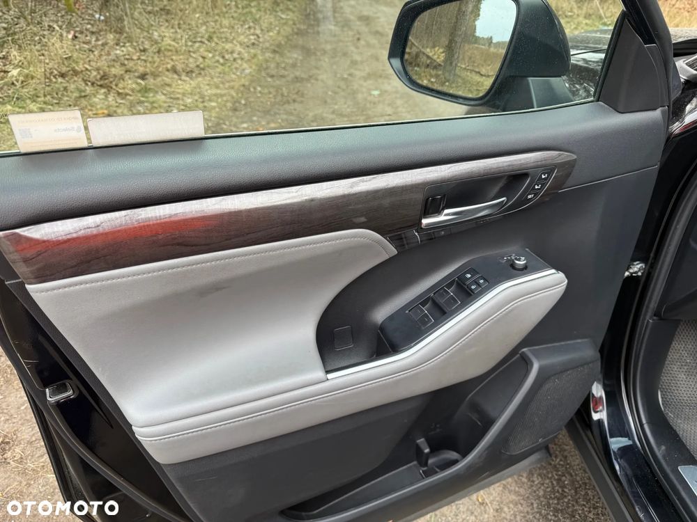 Toyota Highlander 2.5 Hybrid Executive - 4