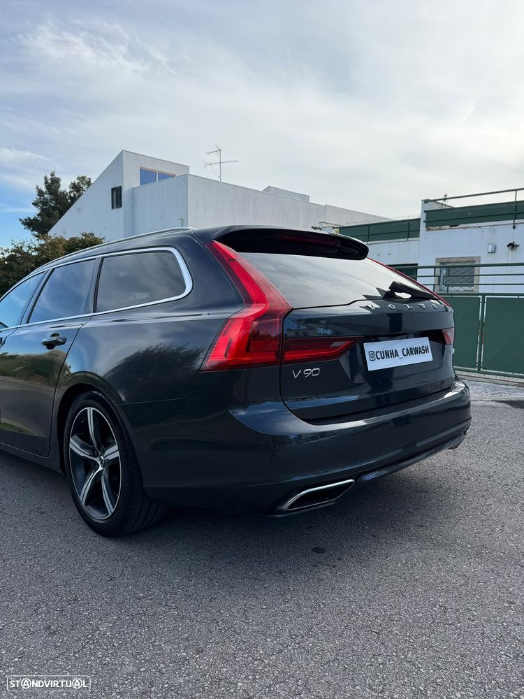 Volvo V90 - 36