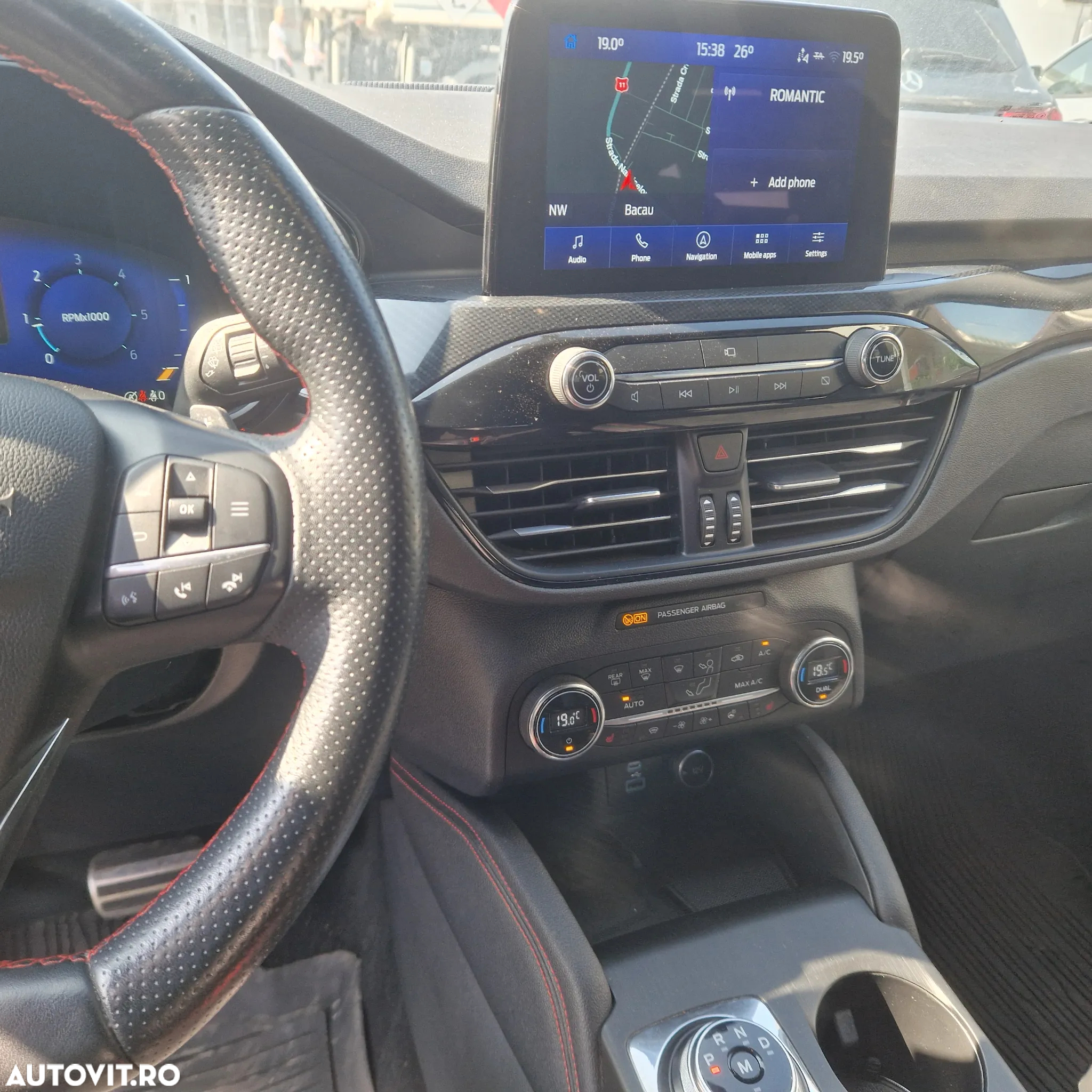 Ford Kuga 2.0 EcoBlue 4x4 Aut. ST-LINE - 8