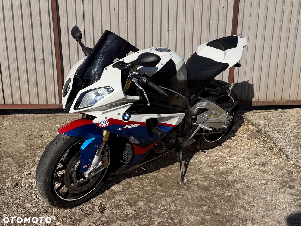 BMW S - 19
