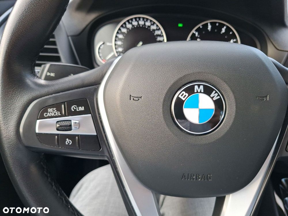 BMW X3 sDrive18d Advantage - 19