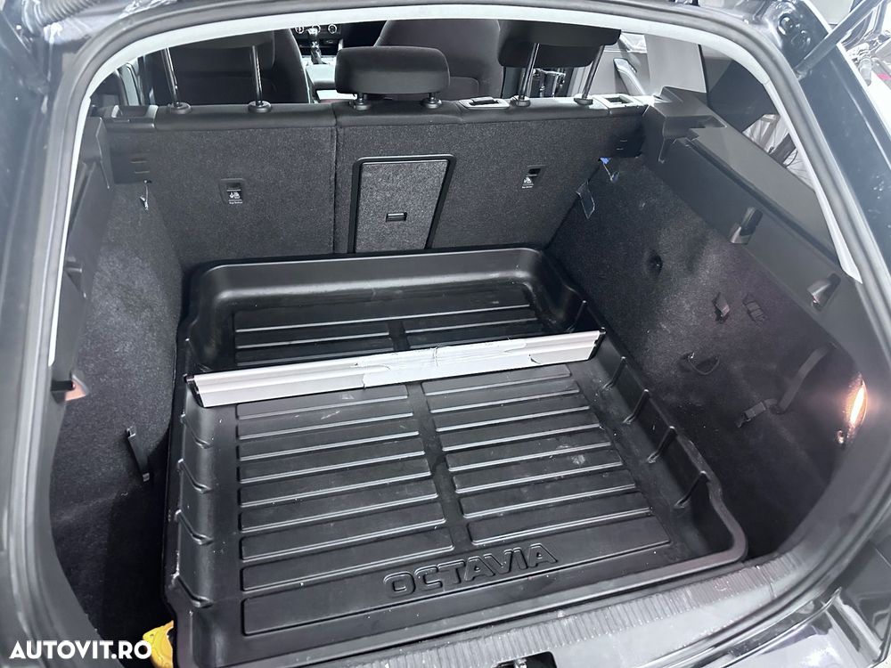 Skoda Octavia 2.0 TDI Style - 16