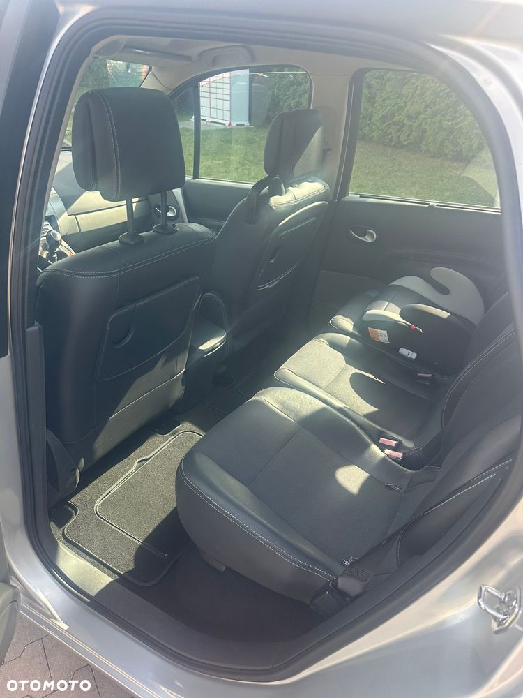 Renault Scenic - 28