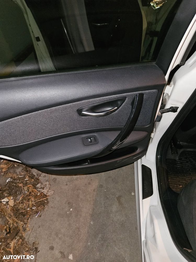 BMW Seria 1 116d - 13