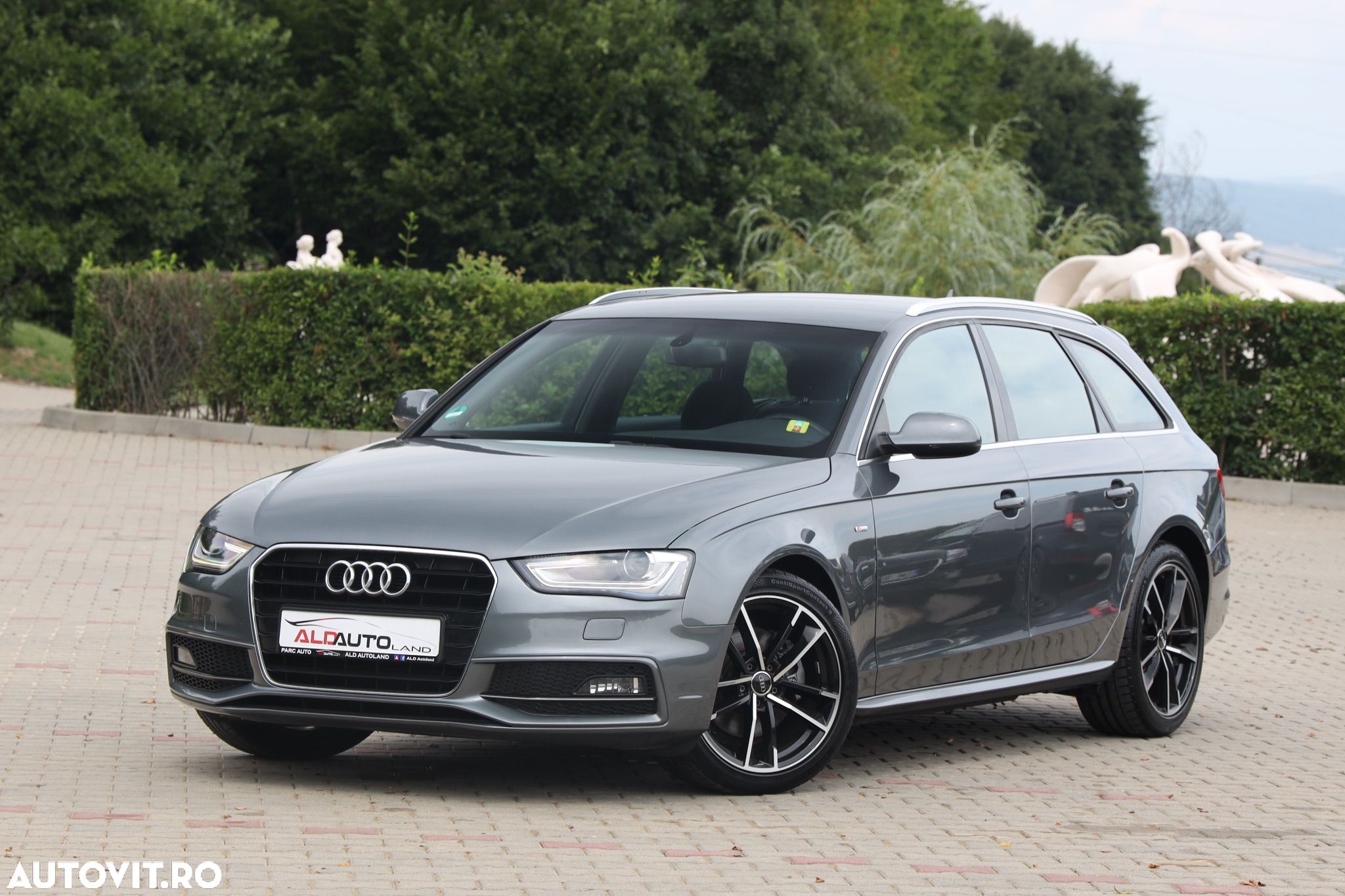 Audi A4 2.0 TDI DPF S line Sportpaket - 1