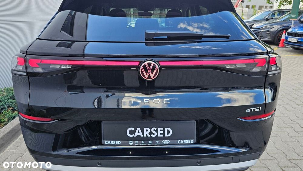 Volkswagen T-Roc - 16