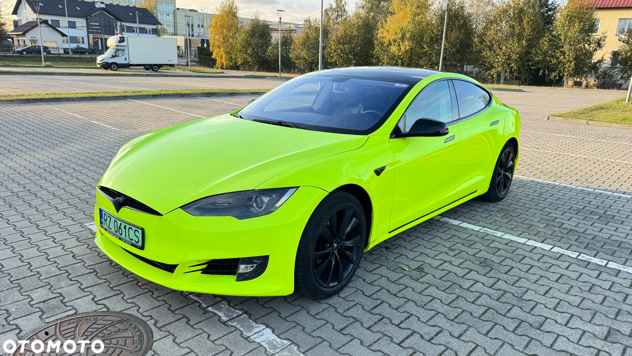 Tesla Model S Standard - 3