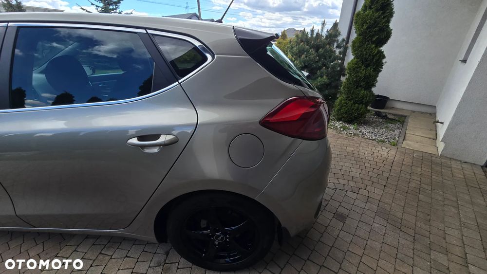 Kia Ceed - 23
