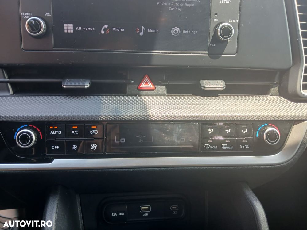 Kia Sportage 1.6 T-GDI HEV 6AT 4x2 Style - 17
