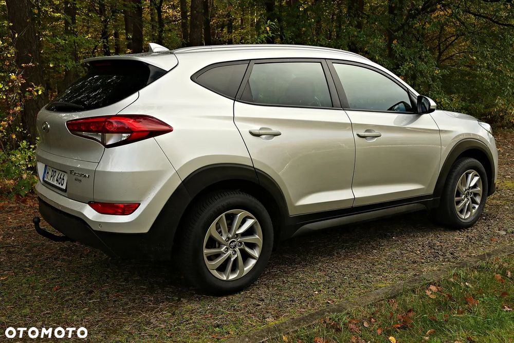 Hyundai Tucson 1.7 CRDI BlueDrive GO 2WD - 21