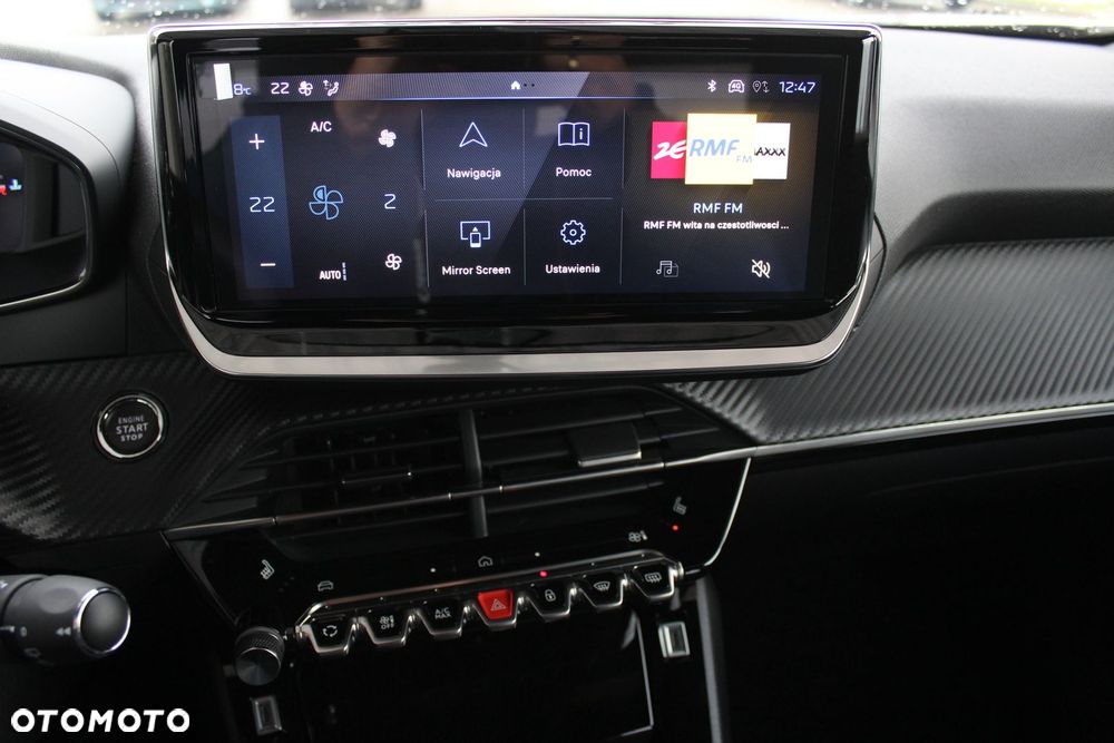Peugeot 2008 - 8