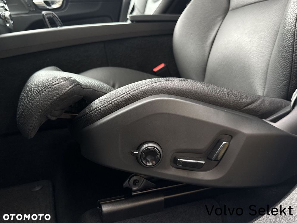 Volvo XC 60 - 19