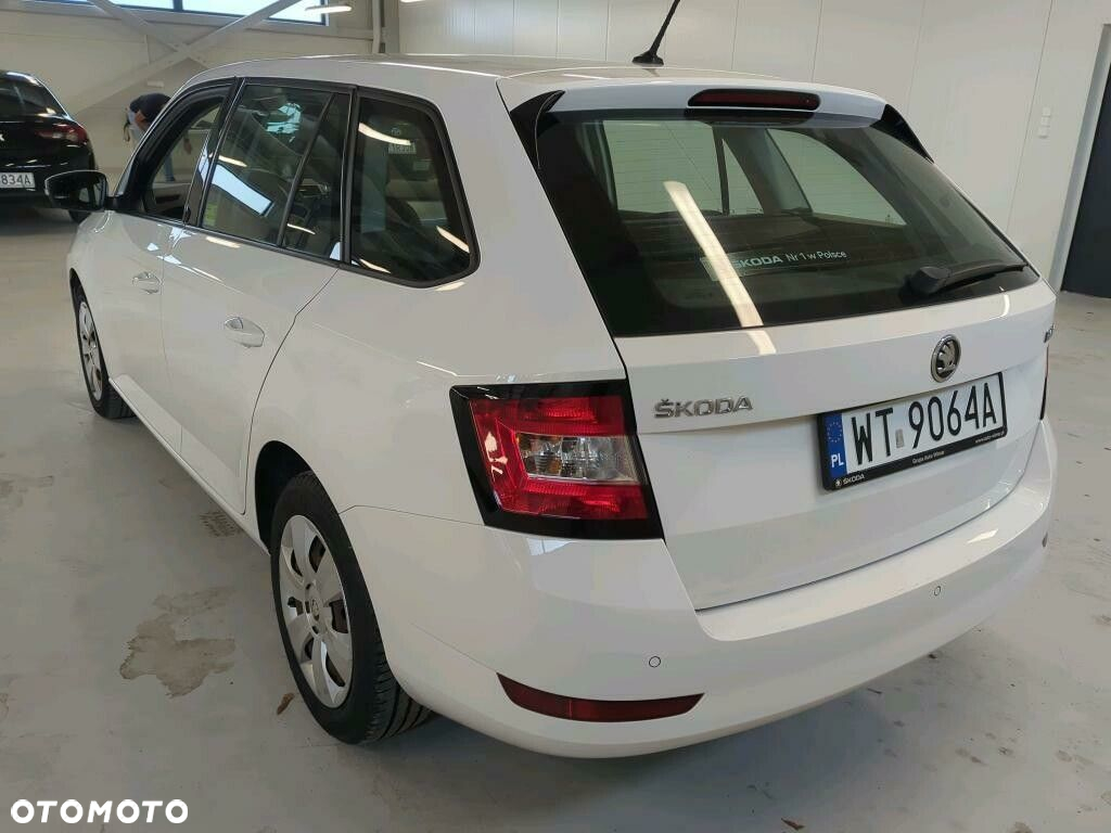 Skoda Fabia 1.0 TSI Ambition - 2