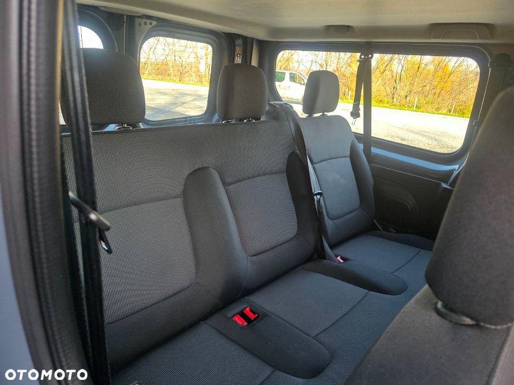 Renault Trafic - 26