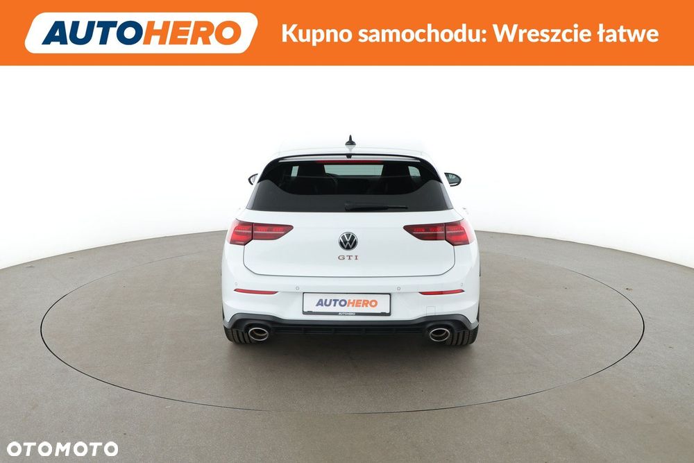 Volkswagen Golf - 5