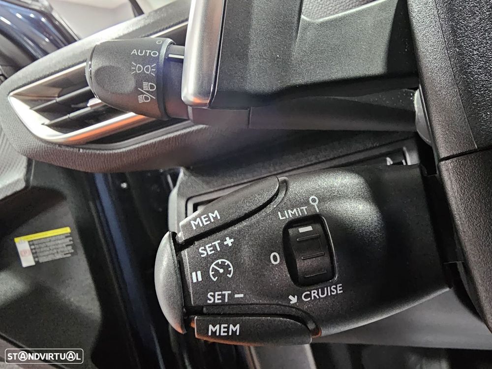 Peugeot 5008 1.6 BlueHDi Allure EAT6 - 17