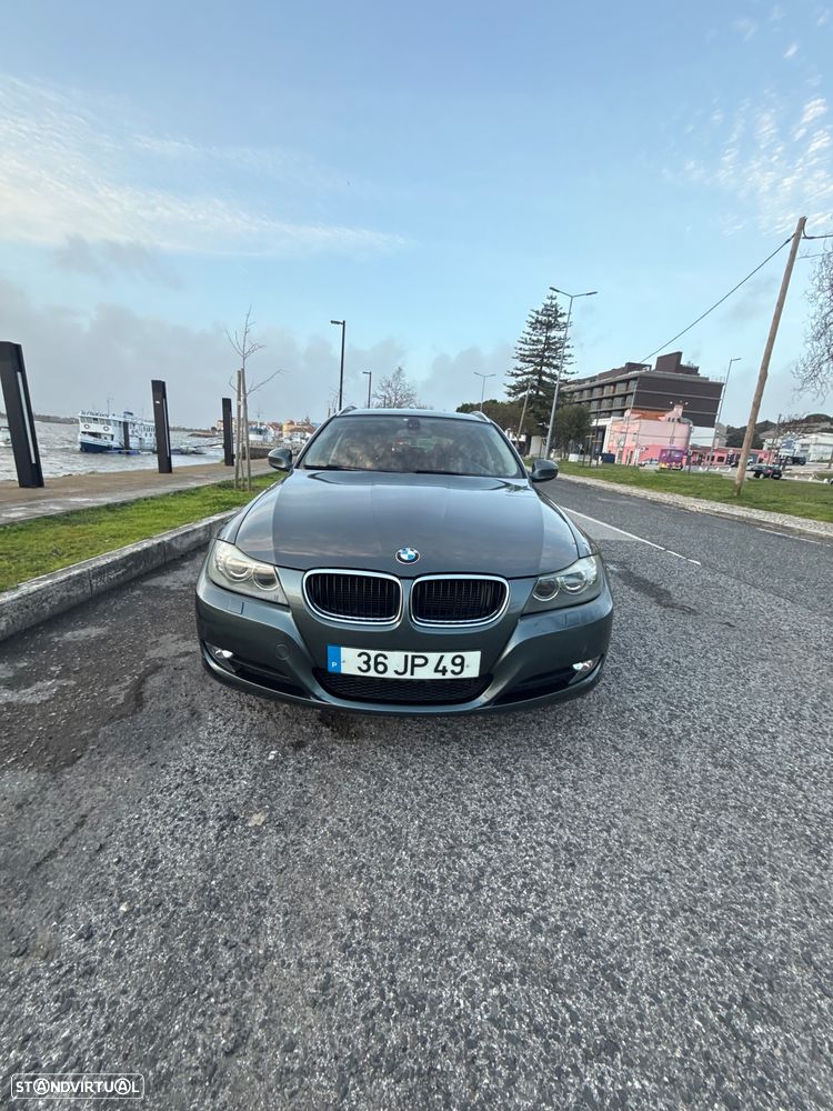 BMW 320 d - 11