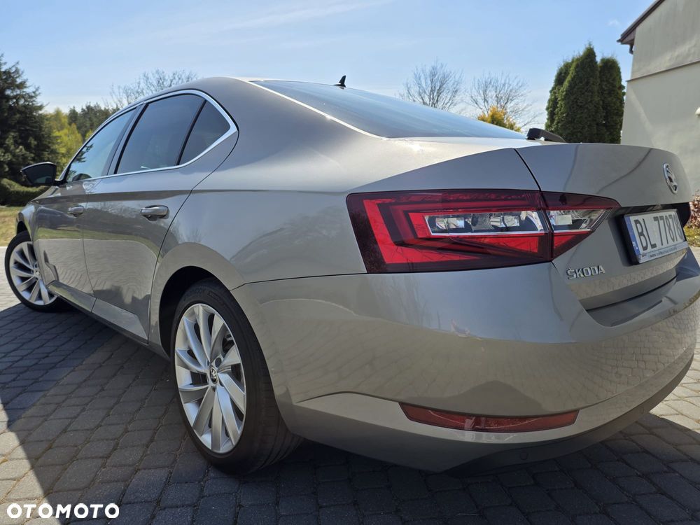 Skoda Superb 2.0 TDI 4x4 Style DSG - 5