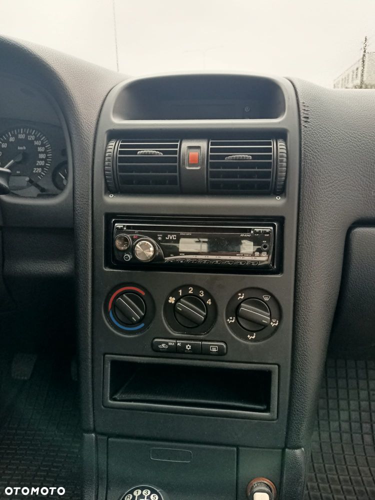 Opel Astra 1.4 Start - 14
