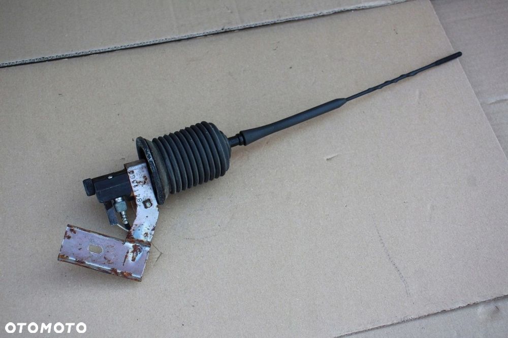 Wzmacniacz antenowy antena BMW e36 cabrio z3 ORYGINALNA 8375159 - 1