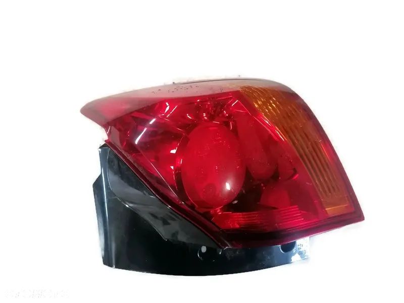 MITSUBISHI ASX I 10r- LAMPA PRAWY TYŁ - 1