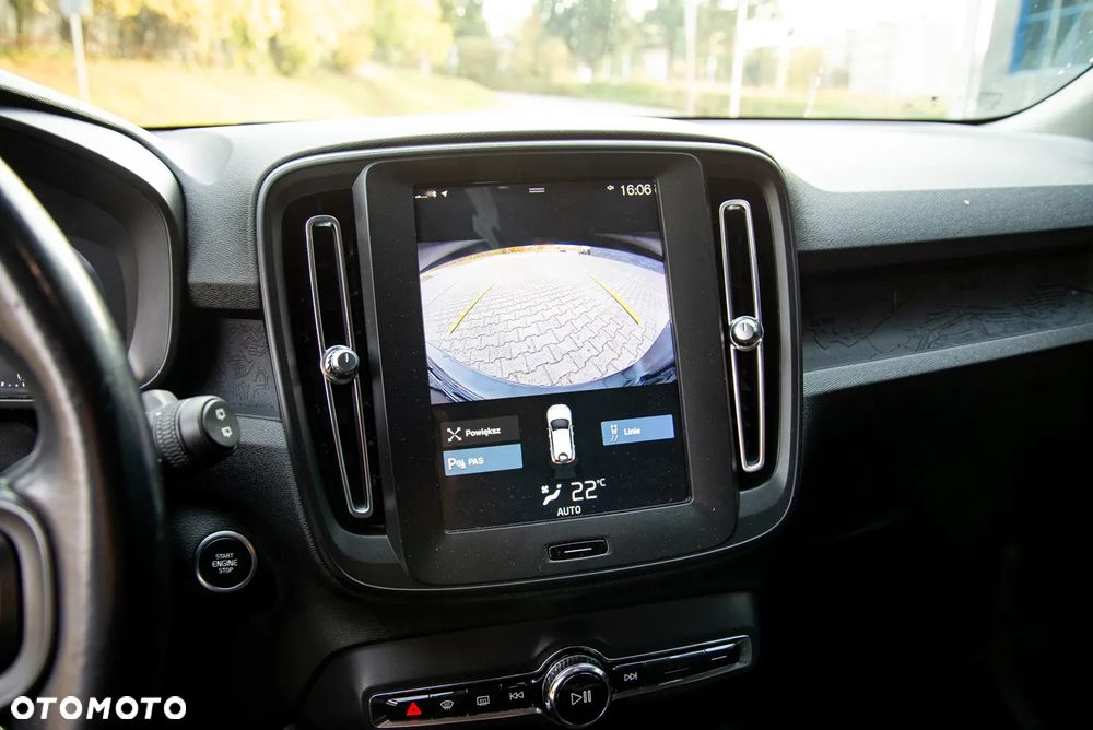 Volvo XC 40 D3 AWD - 14