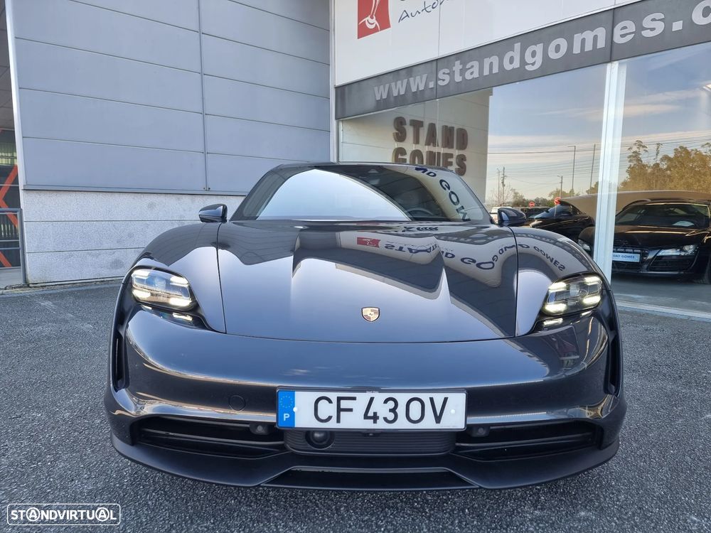 Porsche Taycan Sport Turismo Standard - 3
