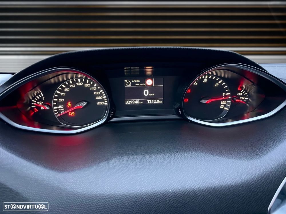 Peugeot 308 SW BlueHDi 120 Stop & Start Style - 18