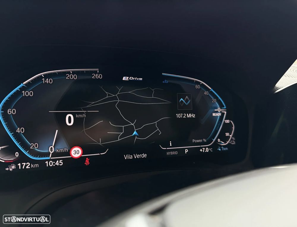 BMW 330 e Pack Desportivo M Auto - 20