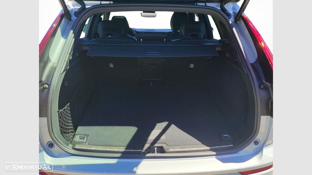 Volvo XC 60 2.0 T6 PHEV Plus Bright AWD - 17