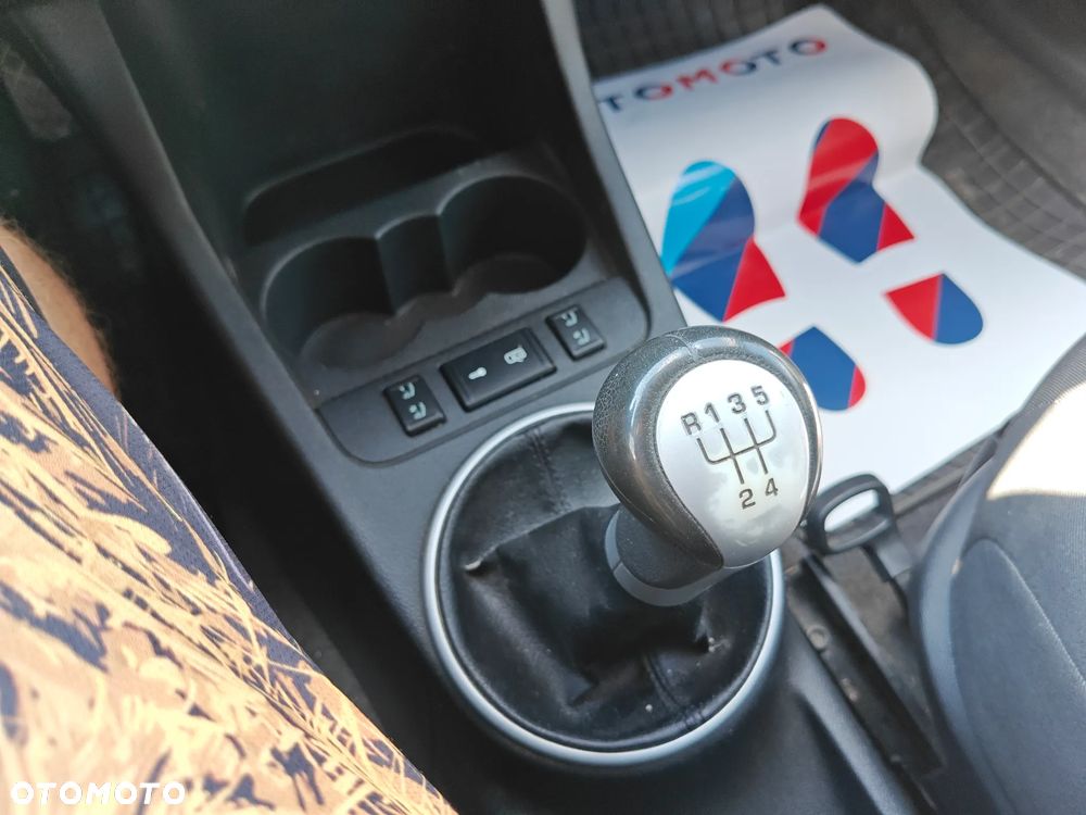 Skoda Roomster 1.2 Style - 25