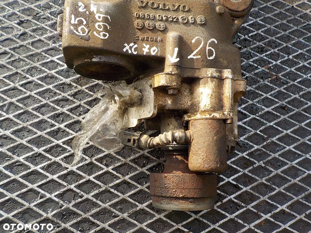 VOLVO XC70 2.4 D DYFER  MOST 08689632 - 3