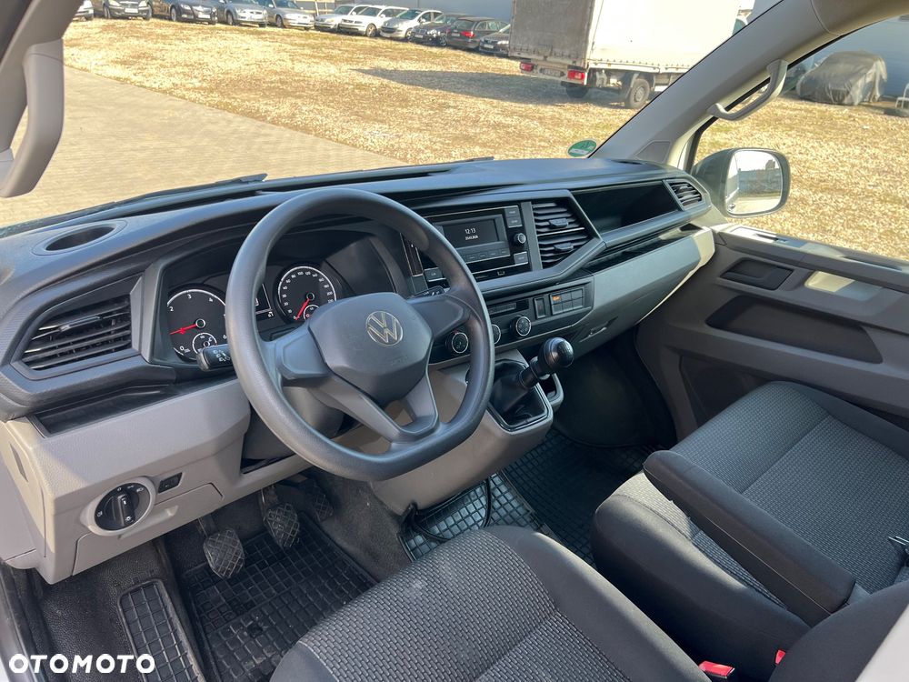Volkswagen Transporter T6.1 - 17