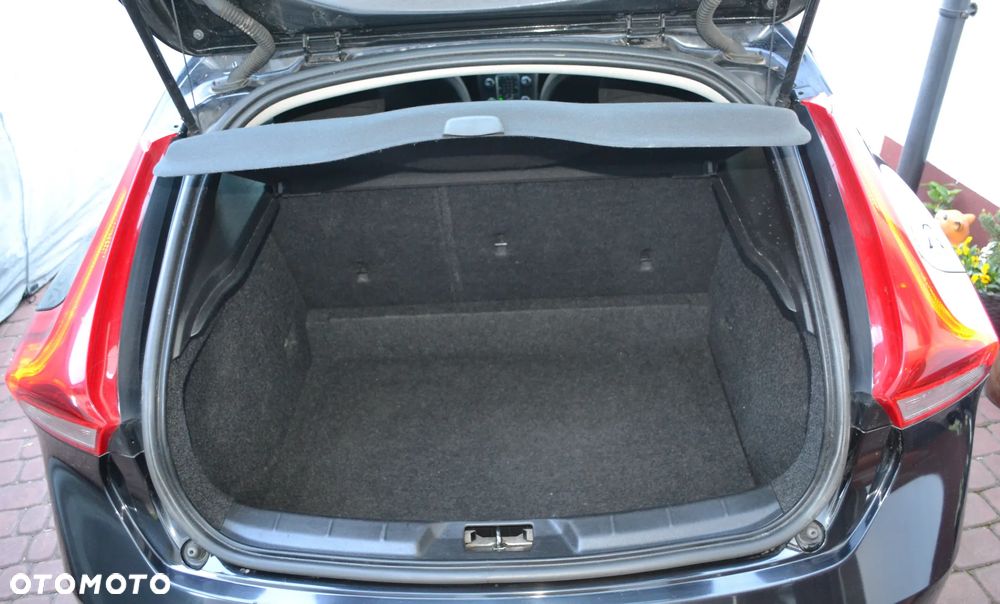 Volvo S40 DPF D3 Geartronic - 9