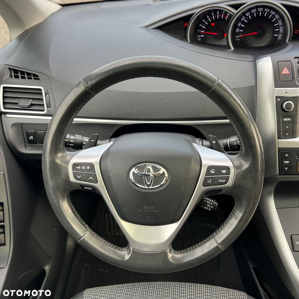 Toyota Verso 1.8 Premium 7os MS - 34