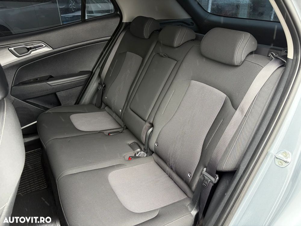 Kia Sportage 1.6 T-GDI MHEV 7DCT HP 4x4 Style - 9