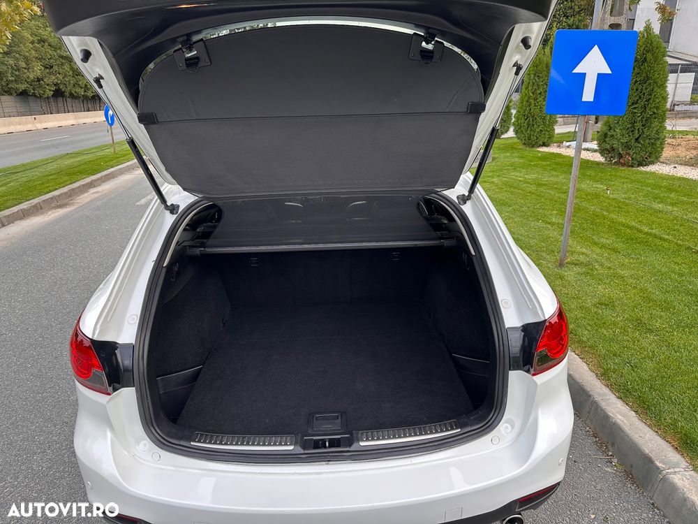 Mazda 6 CD175 Revolution - 10