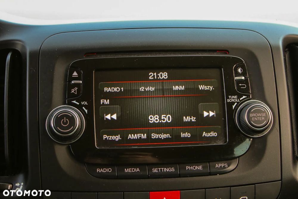 Fiat 500L 1.4 16V Fresh - 23