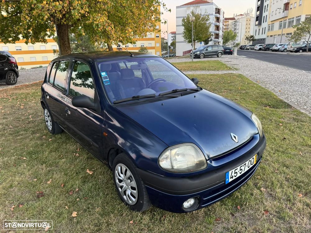 Renault Clio 1.2 RT - 3