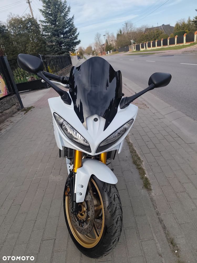 Yamaha FZ8 - 8