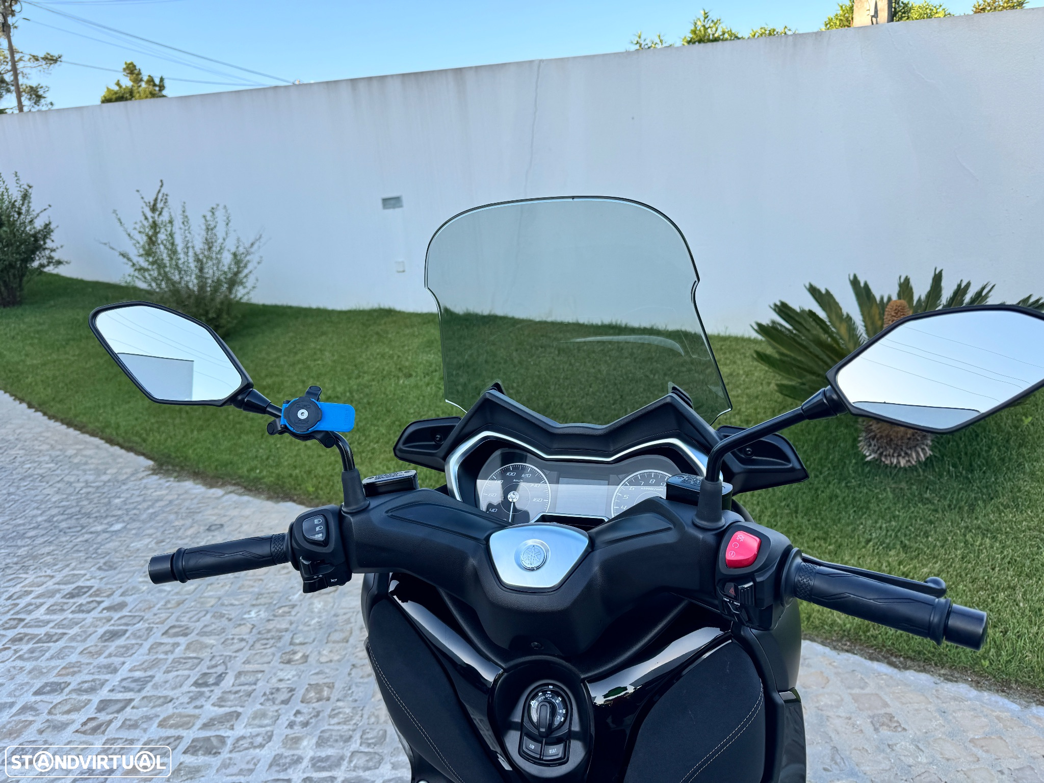 Yamaha X-Max Iron Max - 15