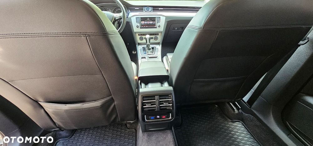 Volkswagen Passat 2.0 TDI BMT Highline DSG - 16