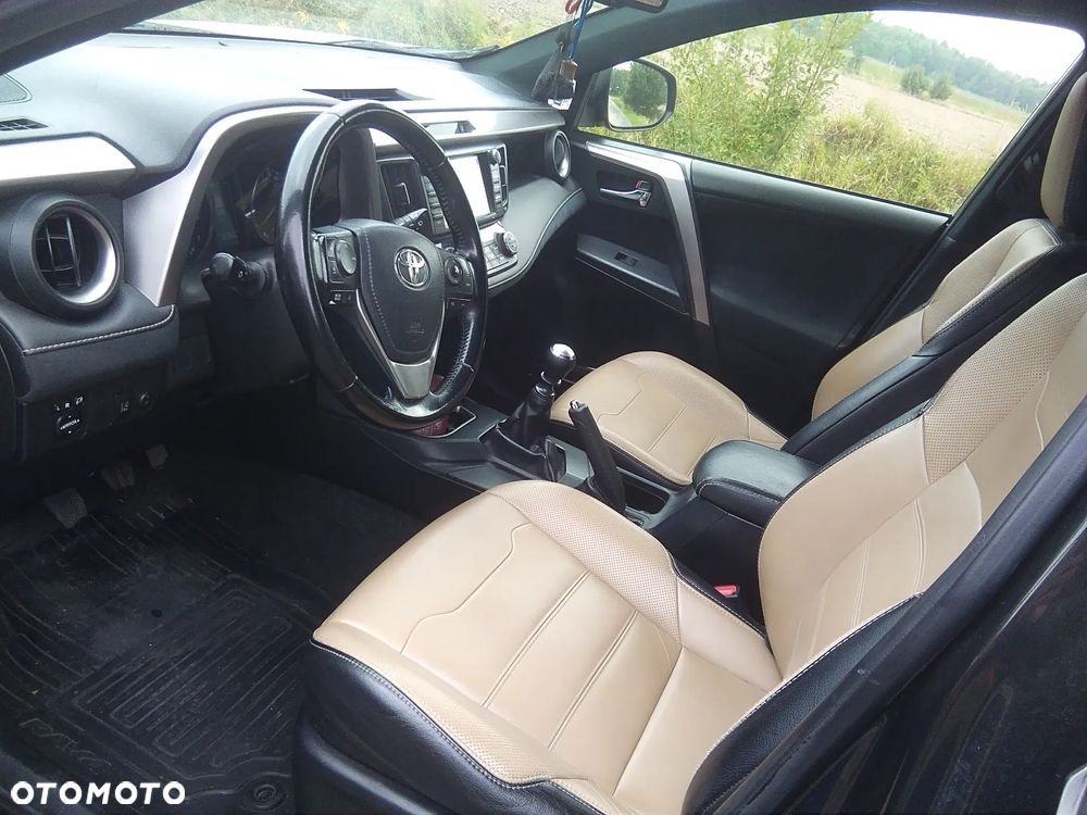 Toyota RAV4 2.0 D-4D Prestige 4x2 - 6