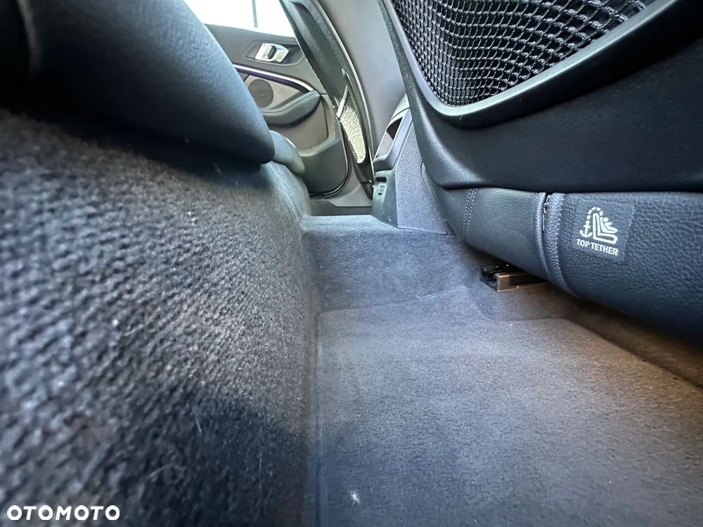 BMW Seria 2 218i M Sport - 13