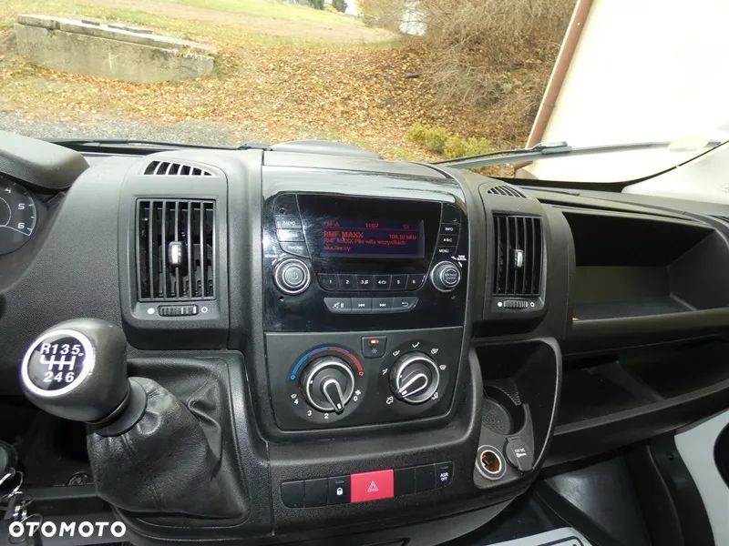 Peugeot Boxer kontener+winda - 12