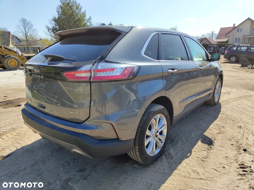 Ford Edge - 5