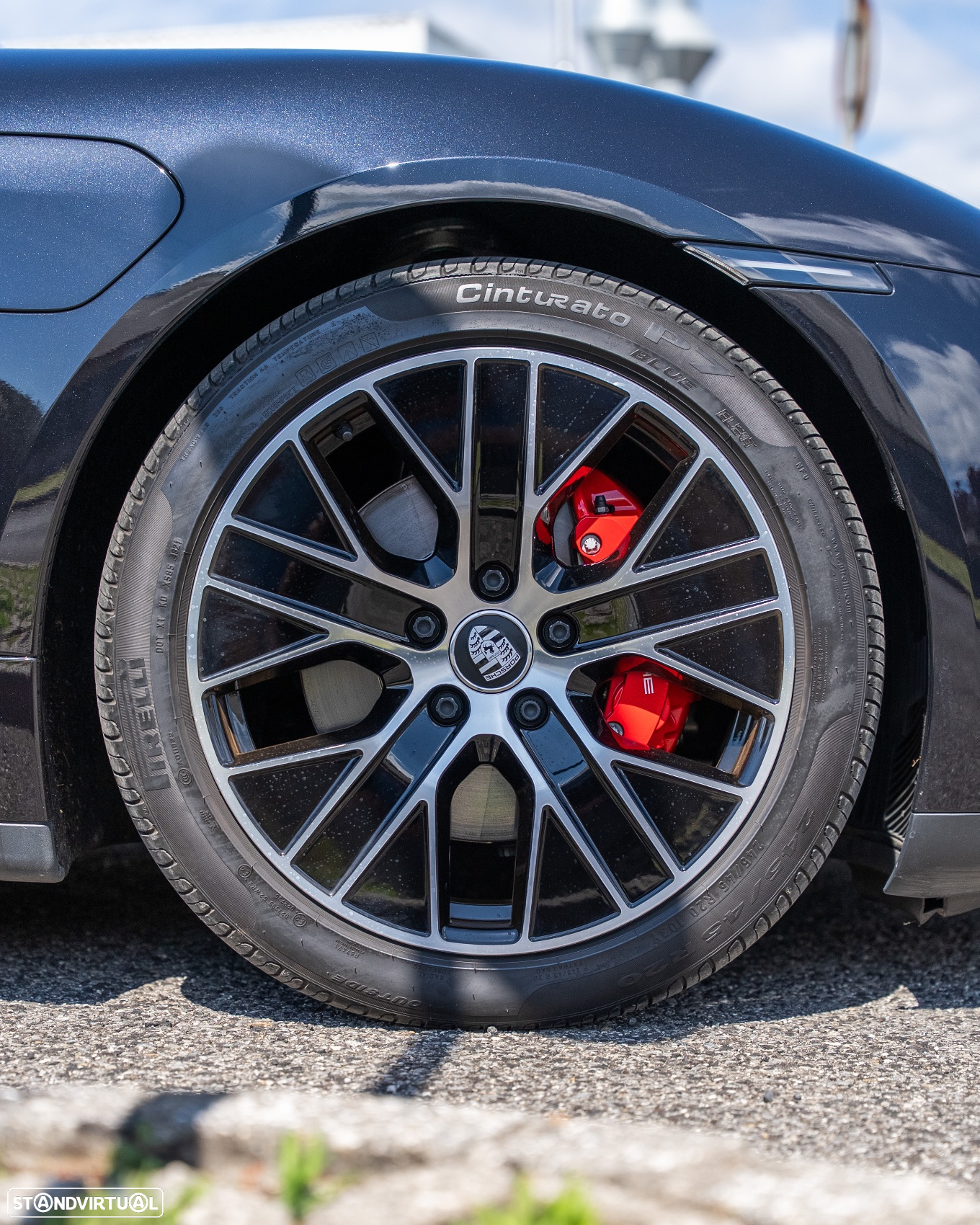 Porsche Taycan 4S - 11