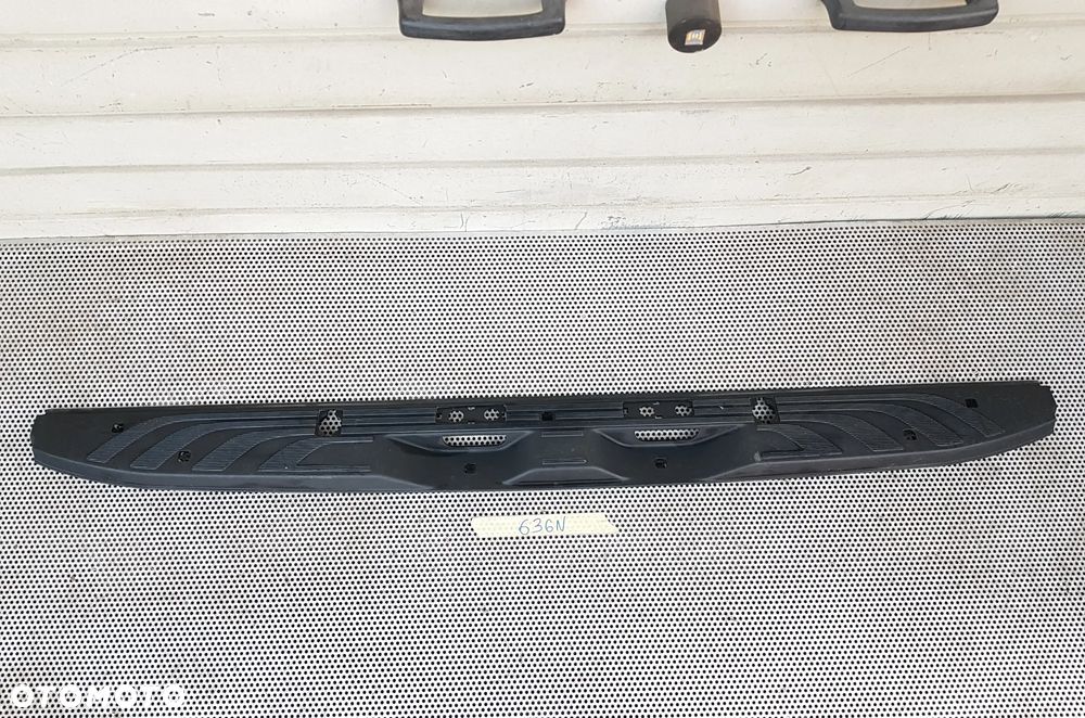 Mercedes W907 W910 Sprinter Listwa Progu Tył Osłona Pasa Tylnego - 1