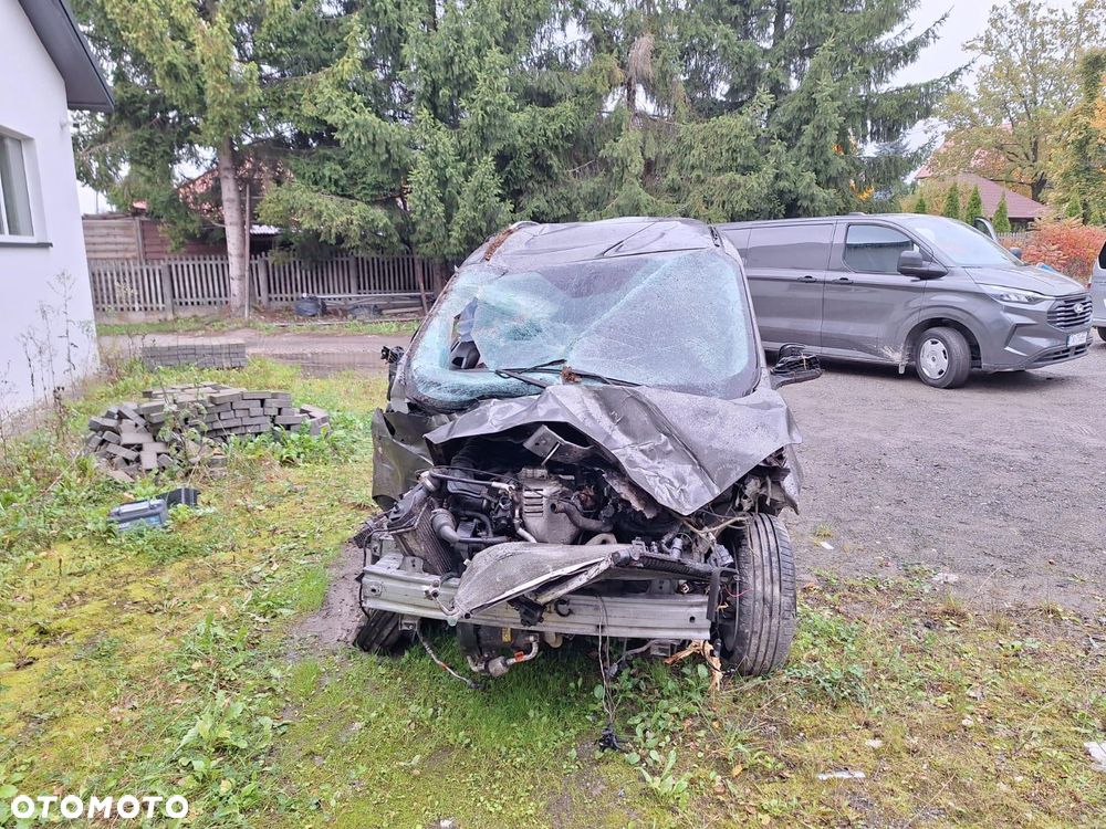 Ford Tourneo Courier - 3